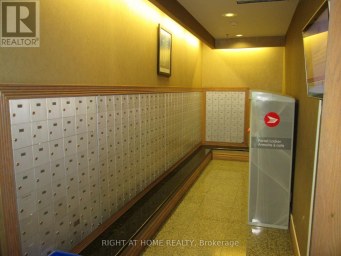 111 - 233 BEECROFT ROAD Toronto (Willowdale West) Ontario photo 5