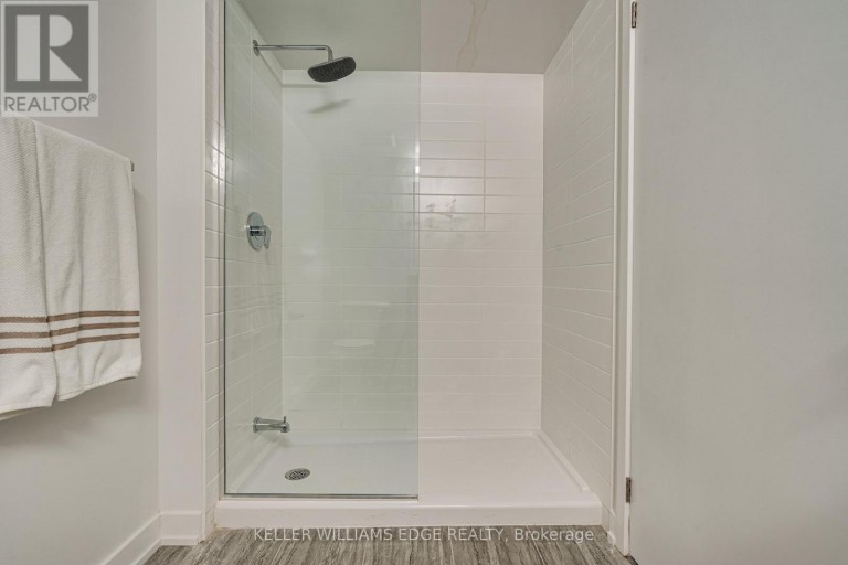B323 - 1119 COOKE BOULEVARD, Burlington (LaSalle), Ontario, L7Y0C7