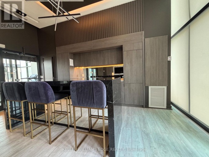 B323 - 1119 COOKE BOULEVARD, Burlington (LaSalle), Ontario, L7Y0C7