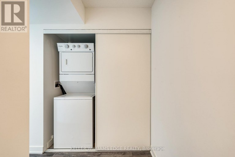 B323 - 1119 COOKE BOULEVARD, Burlington (LaSalle), Ontario, L7Y0C7