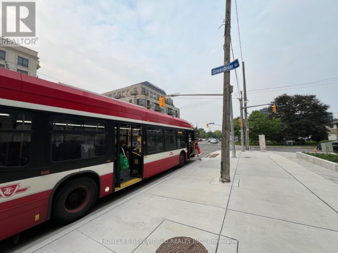 209 - 6 GREENBRIAR ROAD, Toronto (Bayview Village), Ontario, M2K0H6