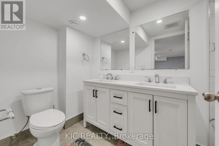 108 CARDINAL CRESCENT, Newmarket (Bristol-London), Ontario, L3Y5Y6