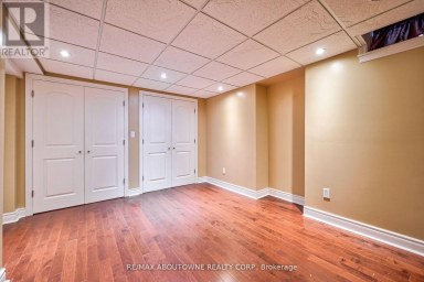 104 CABINET CRESCENT Vaughan (West Woodbridge) Ontario photo 10