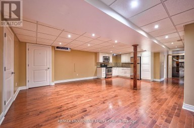 104 CABINET CRESCENT Vaughan (West Woodbridge) Ontario photo 11