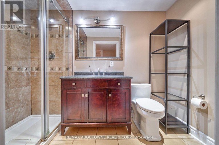 104 CABINET CRESCENT, Vaughan (West Woodbridge), Ontario, L4L6E6
