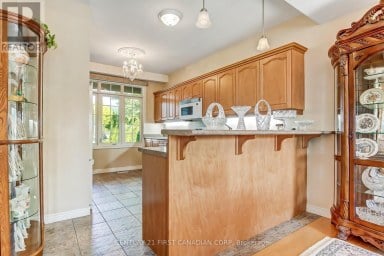 2200 BLACKWATER ROAD London North (North B) Ontario photo 12
