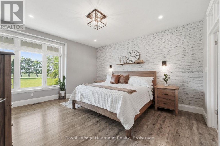 5434 7TH LINE, Minto, Ontario, N0G1Z0