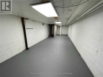237 LAKESHORE ROAD E Mississauga (Port Credit) Ontario photo 7