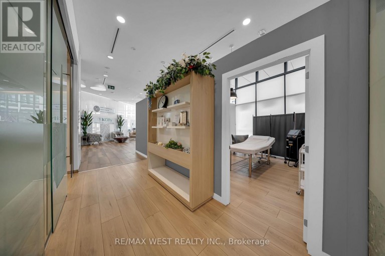 1 - 1 VICTORIA STREET S, Kitchener, Ontario, N2G0B5