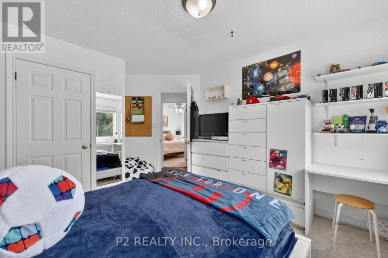 35 JODIES LANE, Springwater (Midhurst), Ontario, L0L1X1