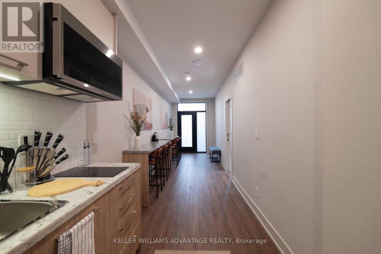 1 - 23 ROSS STREET, Toronto (Kensington-Chinatown), Ontario, M5T1Z8