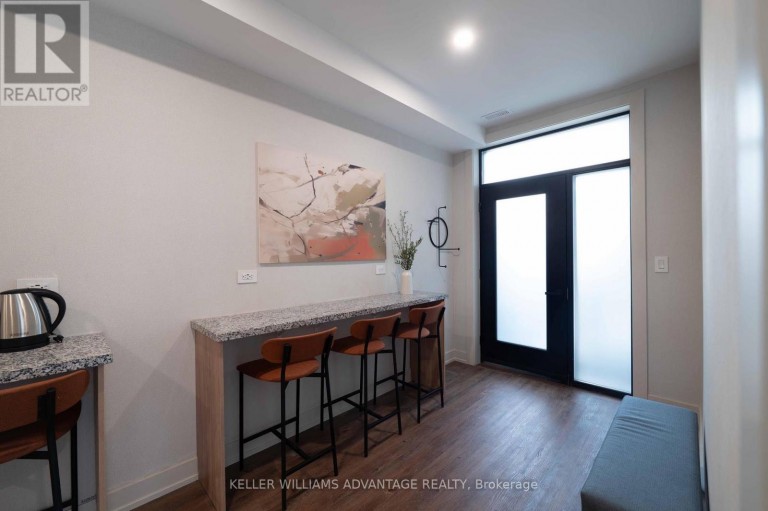 1 - 23 ROSS STREET, Toronto (Kensington-Chinatown), Ontario, M5T1Z8