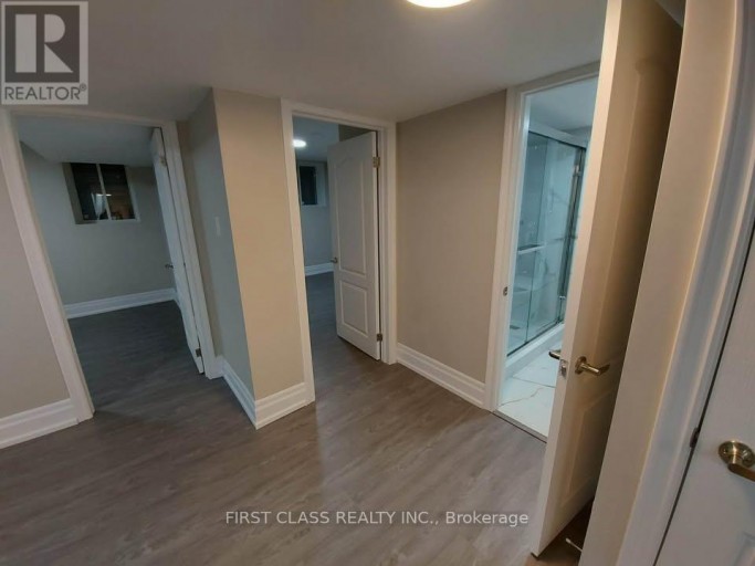 15 DONALD POWELL CRESCENT, Clarington (Newcastle), Ontario, L1B0K8