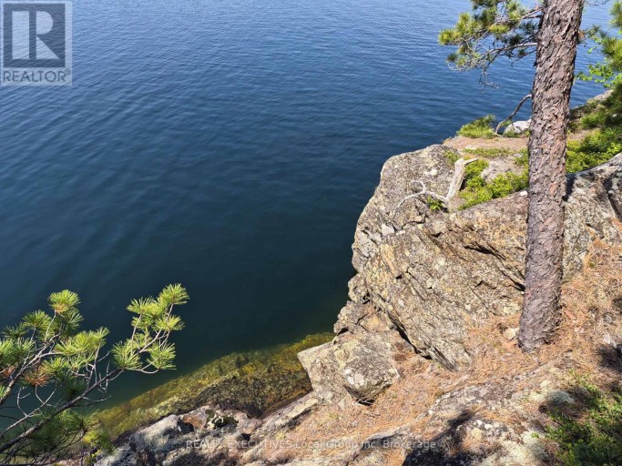 758 ISLAND, Temagami, Ontario, P0H2H0