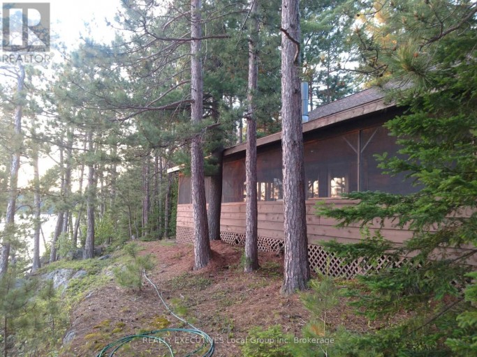 758 ISLAND, Temagami, Ontario, P0H2H0