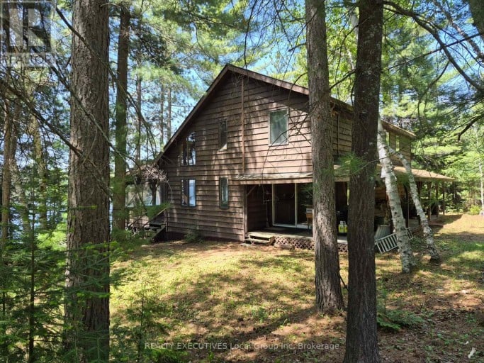 758 ISLAND, Temagami, Ontario, P0H2H0