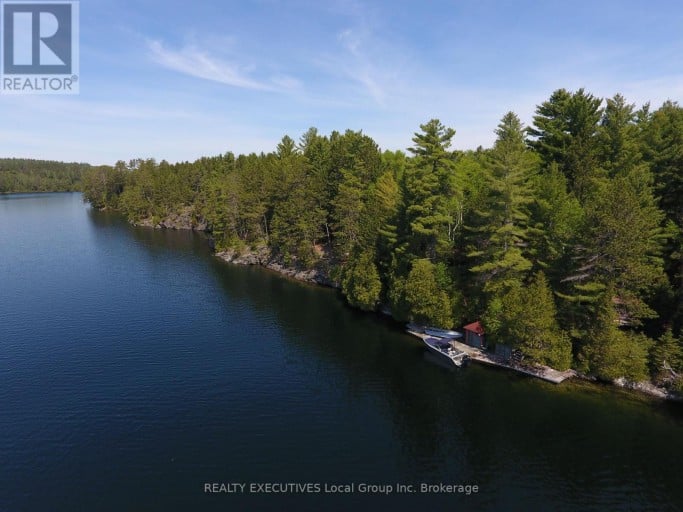 758 ISLAND, Temagami, Ontario, P0H2H0