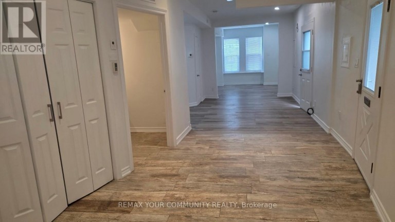 10 CENTRE STREET, Markham (Old Markham Village), Ontario, L3P2N8