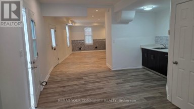 10 CENTRE STREET Markham (Old Markham Village) Ontario photo 6