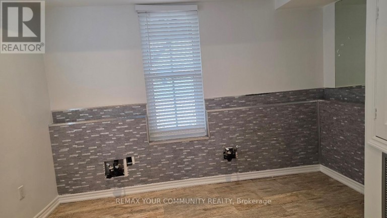 10 CENTRE STREET, Markham (Old Markham Village), Ontario, L3P2N8