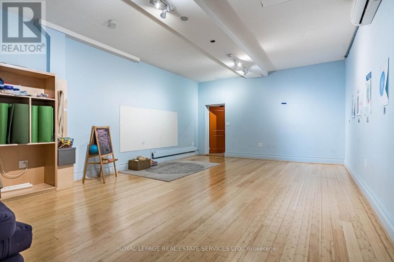 357 JANE STREET, Toronto (Runnymede-Bloor West Village), Ontario, M6S3Z2