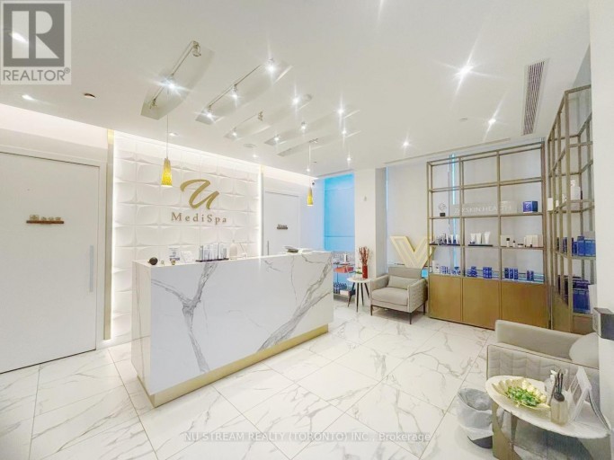 90 ESTHER SHINER BOULEVARD, Toronto (Bayview Village), Ontario, M2K1C2