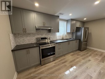 60 SAINT HUBERT DRIVE Brampton (Vales of Castlemore North) Ontario photo 4