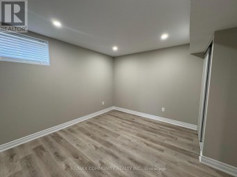 60 SAINT HUBERT DRIVE Brampton (Vales of Castlemore North) Ontario photo 6