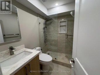 60 SAINT HUBERT DRIVE Brampton (Vales of Castlemore North) Ontario photo 9