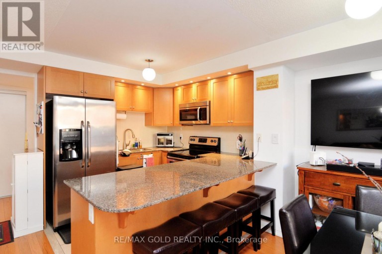 26 - 671A WARDEN AVENUE, Toronto (Clairlea-Birchmount), Ontario, M1L0G3