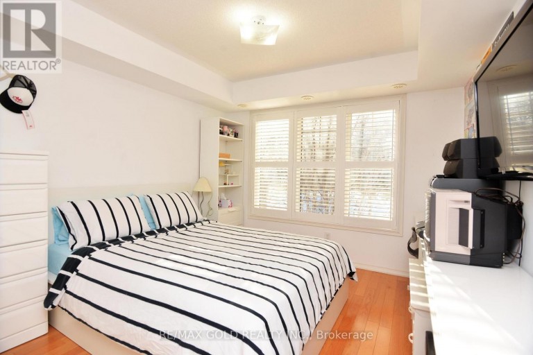 26 - 671A WARDEN AVENUE, Toronto (Clairlea-Birchmount), Ontario, M1L0G3