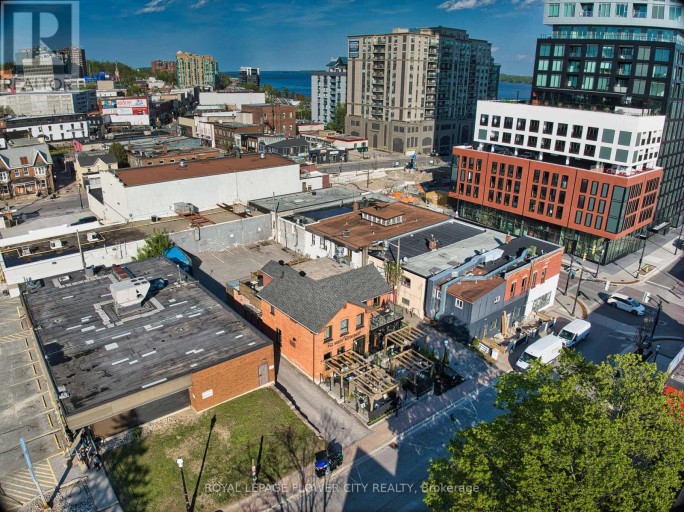 49 MARY STREET, Barrie (City Centre), Ontario, L4N1T2