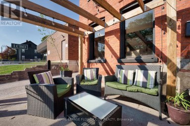49 MARY STREET Barrie (City Centre) Ontario photo 7
