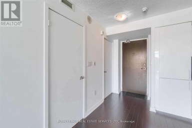 1105 - 25 CAPREOL COURT Toronto (Waterfront Communities) Ontario photo 2