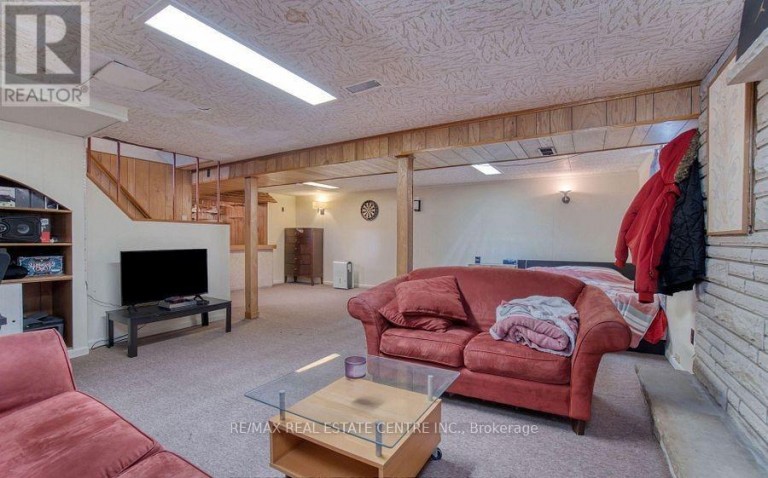 314 STRATHCONA DRIVE, Burlington (Shoreacres), Ontario, L7L2E1