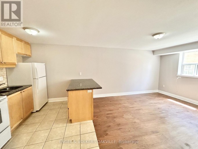 14 - 100 TWENTY FIFTH STREET, Toronto (Long Branch), Ontario, M8V3P9