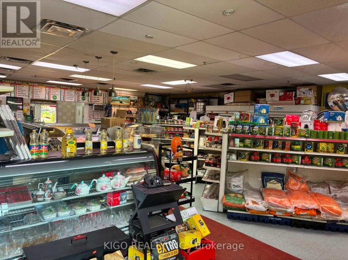 15 - 5010 STEELES AVENUE W, Toronto (Mount Olive-Silverstone-Jamestown), Ontario, M9V5C6