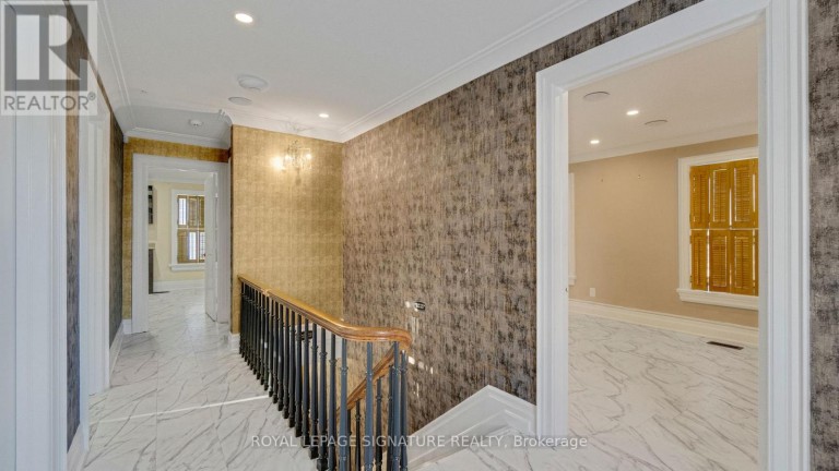 140 TRAFALGAR ROAD, Oakville (OO Old Oakville), Ontario, L6J3G5