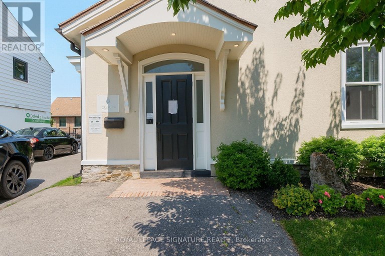 140 TRAFALGAR ROAD, Oakville (OO Old Oakville), Ontario, L6J3G5