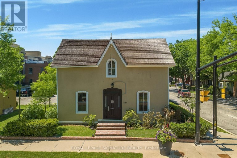140 TRAFALGAR ROAD, Oakville (OO Old Oakville), Ontario, L6J3G5
