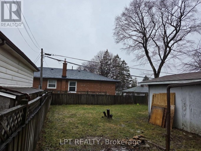 UPPER ONLY - 478 BRIMLEY ROAD, Toronto (Kennedy Park), Ontario, M1J1A6