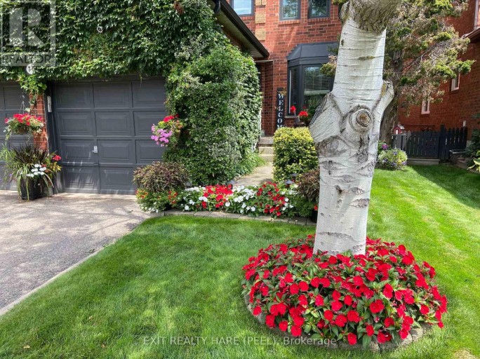 77 LORD SIMCOE DRIVE, Brampton (Westgate), Ontario, L6S5H1