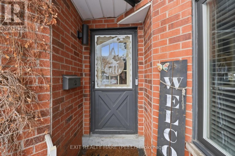 77 LORD SIMCOE DRIVE, Brampton (Westgate), Ontario, L6S5H1