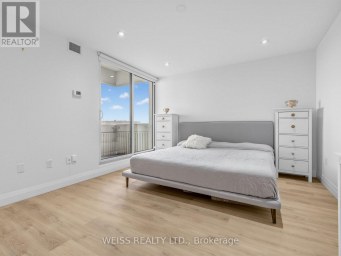 1405 - 150 NEPTUNE DRIVE Toronto (Englemount-Lawrence) Ontario photo 17