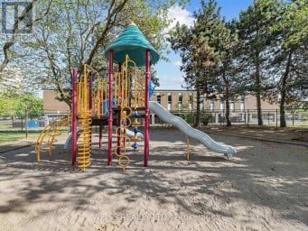 1405 - 150 NEPTUNE DRIVE Toronto (Englemount-Lawrence) Ontario photo 37