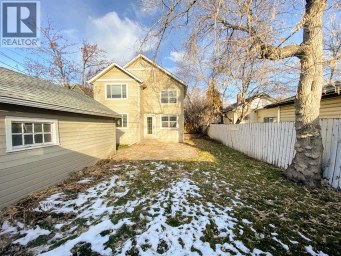 215 10 Avenue NE Calgary Alberta photo 27