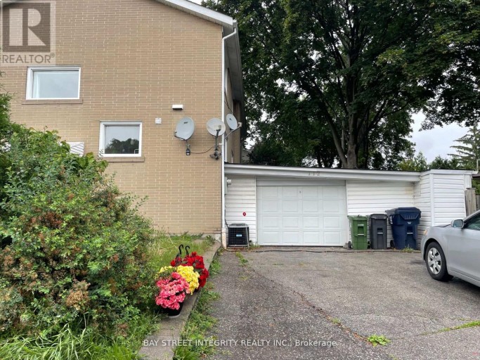 BSMT - 112 COMBERMERE DRIVE, Toronto (Parkwoods-Donalda), Ontario, M3A2W8