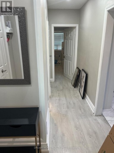 UPPER - 376 BLACKTHORN AVENUE, Toronto (Keelesdale-Eglinton West), Ontario, M6M3B9