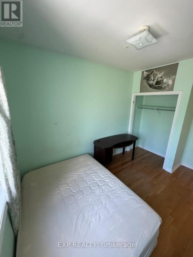UPPER ROOM 1 - 123 STEELES AVENUE E, Toronto (Newtonbrook East), Ontario, M2M3Y5