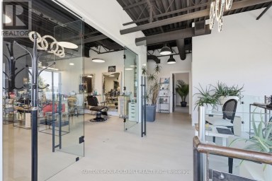 19 - SALON - 8611 WESTON ROAD Vaughan (East Woodbridge) Ontario photo 8